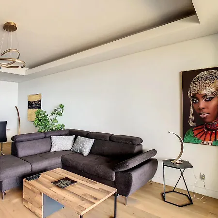 The Sea View By Lovelystay Appartamento *