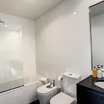 The Sea View By Lovelystay Apartamento *