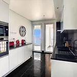 The Sea View By Lovelystay Apartamento *