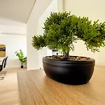 The Sea View By Lovelystay Apartamento