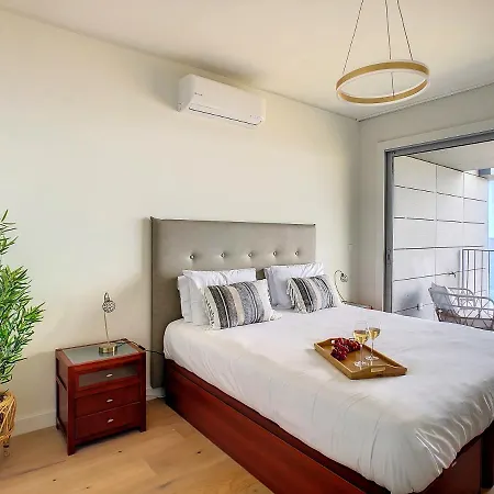 The Sea View By Lovelystay Appartement *