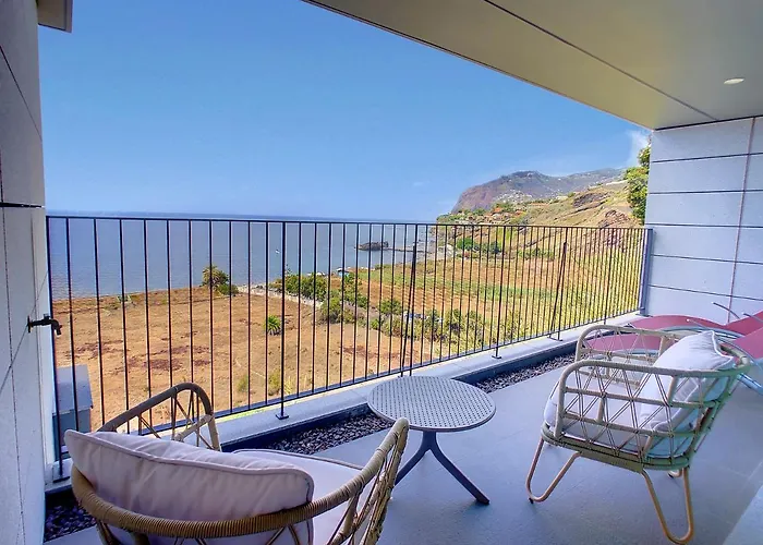 The Sea View By Lovelystay * Funchal (Madeira)