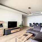 Apartment The Sea View By Lovelystay *