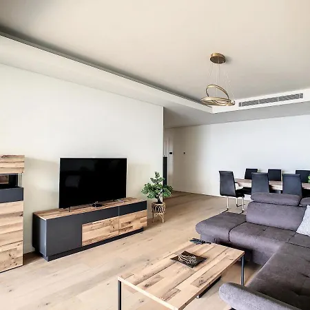 Apartman The Sea View By Lovelystay *