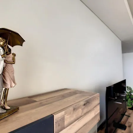 The Sea View By Lovelystay