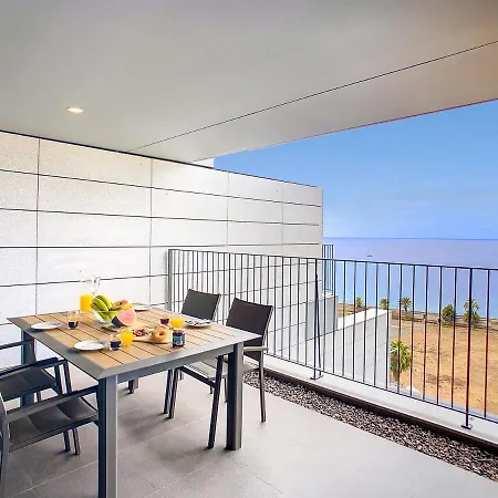 The Sea View By Lovelystay Apartman Funchal